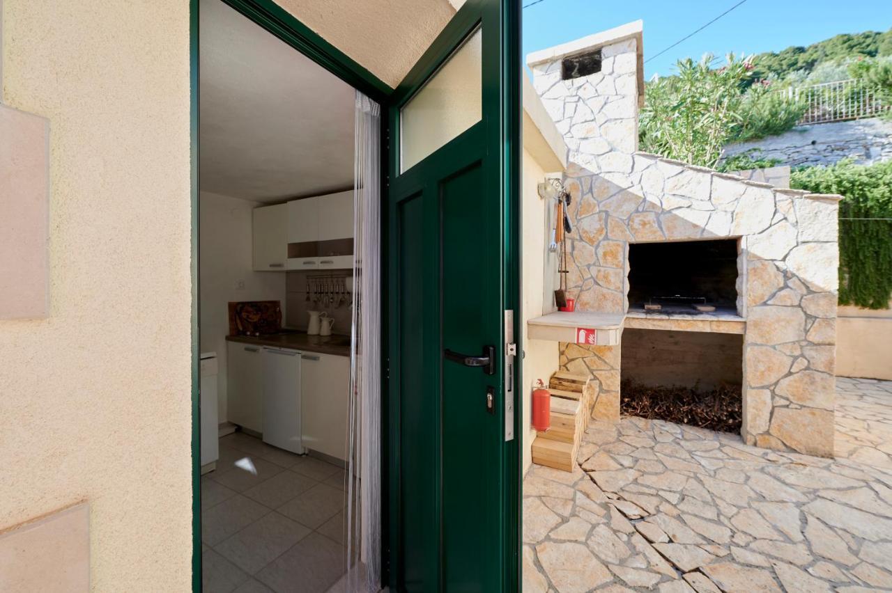 Unique House Split Villa Exterior foto