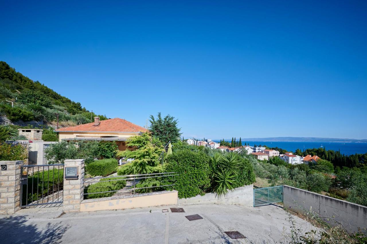 Unique House Split Villa Exterior foto
